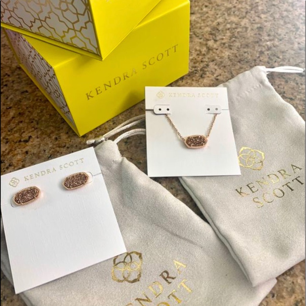 SOLD Kendra Scott rose gold drusy necklace an